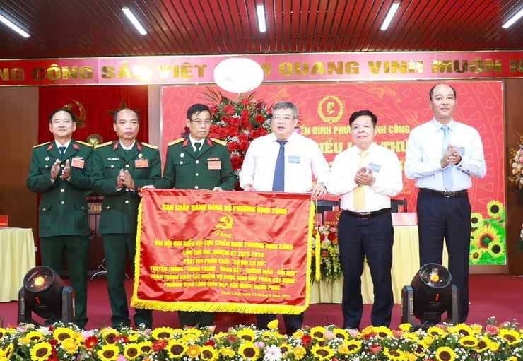 Hội Cựu chiến binh phường Định Công: Đóng góp tích cực trong thực hiện nhiệm vụ chính trị địa phương- Ảnh 5.