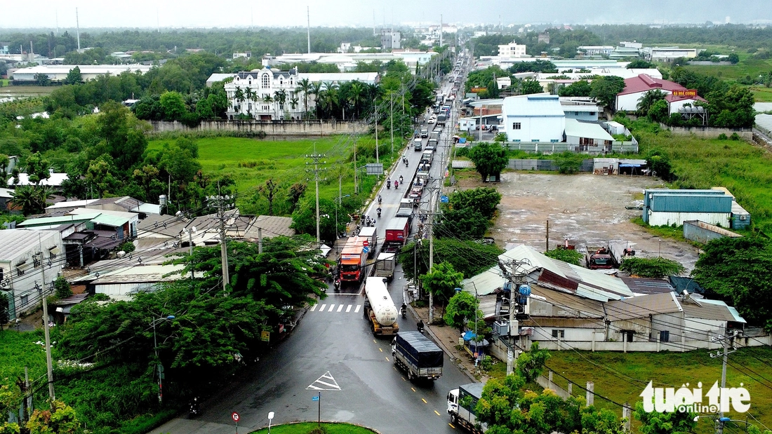 Mong mỏi mở đường Nguyễn Văn Bứa đang quá tải giữa TP.HCM - Tây Ninh - Ảnh 3.