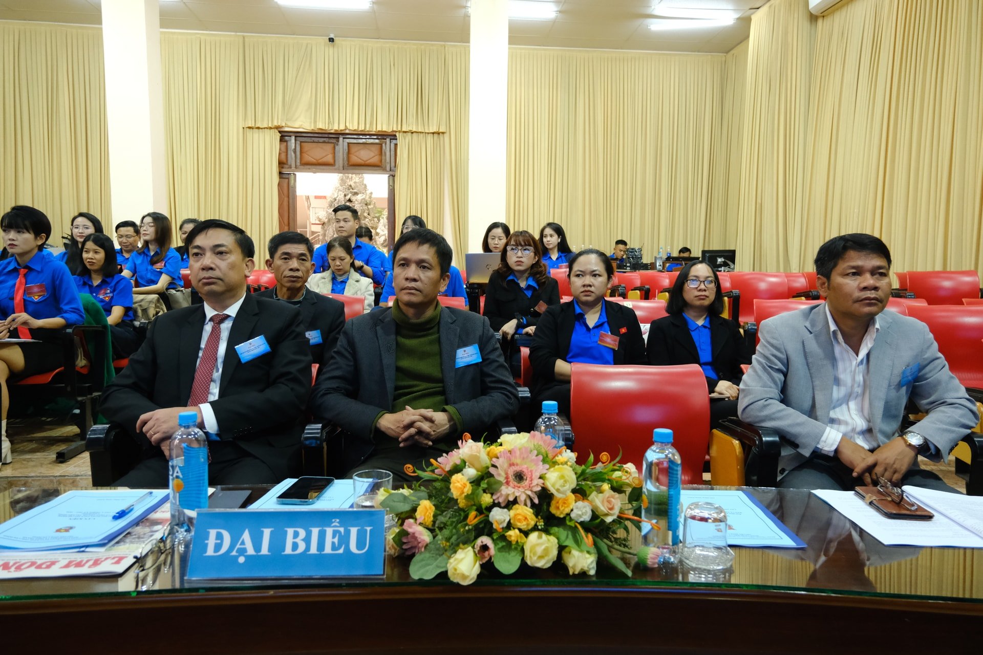 ថ្នាក់ដឹកនាំគណៈកម្មាធិការបក្ស វិទ្យុ និងទូរទស្សន៍ Lam Dong បានចូលរួម និងដឹកនាំ។