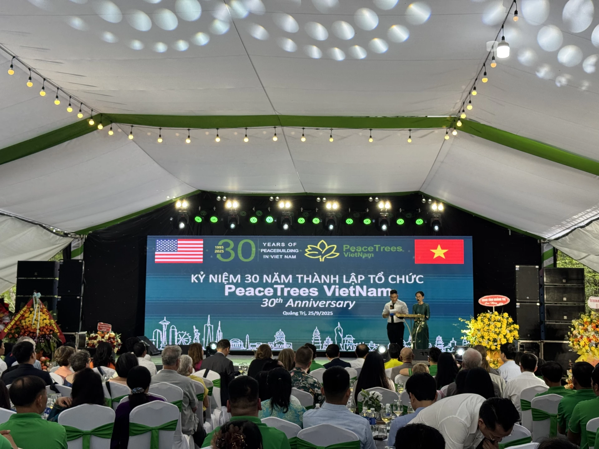Quang cảnh lễ kỷ niệm. Ảnh: Mai Linh