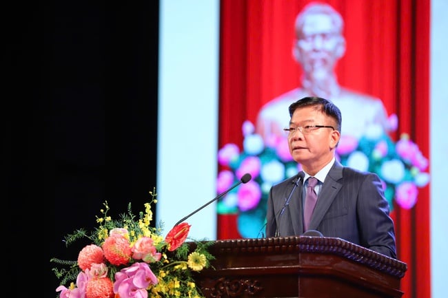 Phó Thủ tướng Lê Thành Long: Đưa phong trào thi đua thành động lực đổi mới, sáng tạo, cống hiến - Ảnh 2.