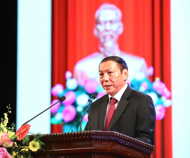 Thi đua để thực hiện cho bằng được tuyên ngôn hành động của Bộ và Ngành VHTTDL: &quot;Văn hóa là nền tảng - Thông tin là mạch dẫn - Thể thao là sức mạnh - Du lịch là nhịp cầu kết nối&quot; - Ảnh 2.