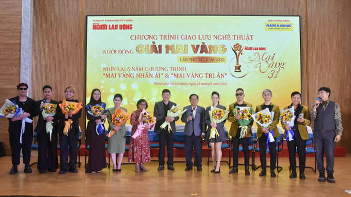 Giải Mai Vàng lan tỏa tinh thần nhân văn - Ảnh 2.