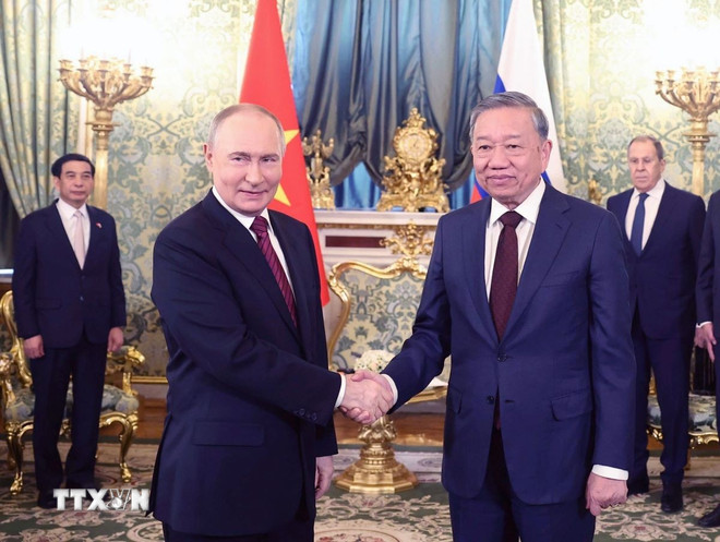 ttxvn-tong-bi-thu-to-lam-hoi-dam-hep-voi-tong-thong-nga-vladimir-putin-1405-1.jpg