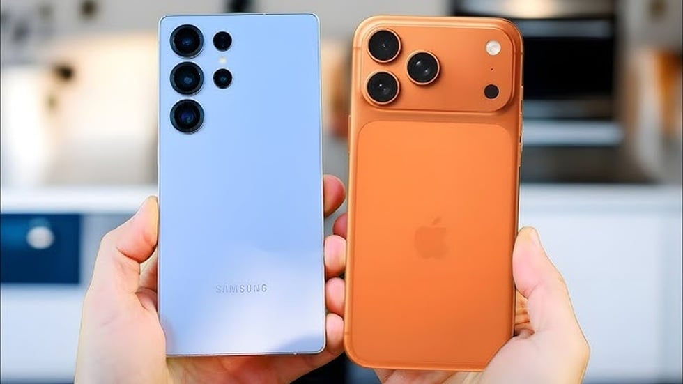 iPhone 17 Pro Max đọ độ bền với Galaxy S25 Ultra khi thả rơi xuống nền cứng - 2