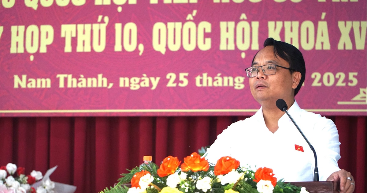 Phó Bí thư Tỉnh ủy Lâm Đồng Đặng Hồng Sỹ tiếp xúc cử tri xã Nam Thành