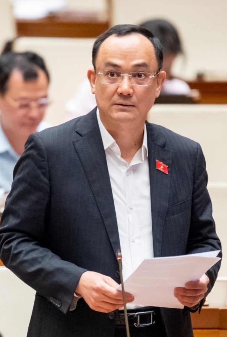 ngoc-son.jpg
