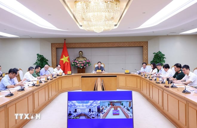 チャン・ホン・ハ副首相が会議の議長を務めた。（写真：ヴァン・ディープ/VNA）