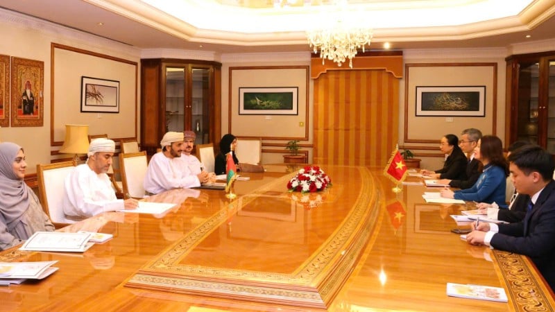 Der stellvertretende Außenminister Nguyen Minh Hang war Co-Vorsitzender der politischen Konsultationen zwischen Vietnam und Oman. (Foto: Außenministerium)