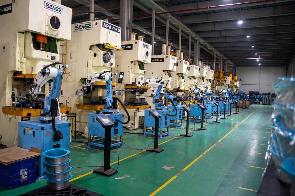 Hơn 30 KOL tham quan hệ thống nhà máy hiện đại của Tập đoàn SUNHOUSE - 5