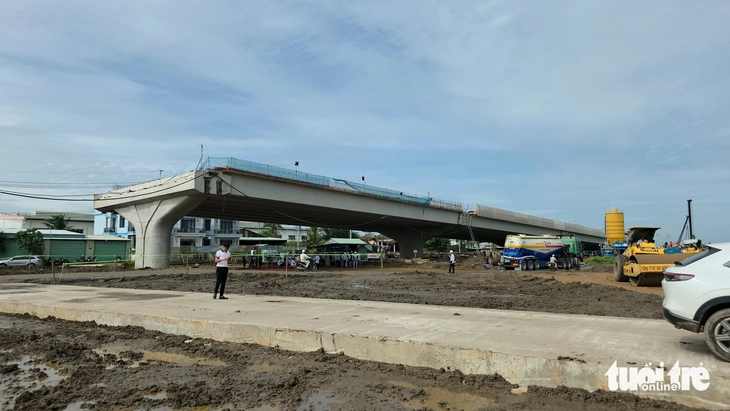 Phó thủ tướng Mai Văn Chính: Ngày 19-12 phải bắt đầu thông xe cao tốc vành đai 3 TP.HCM - Ảnh 4.