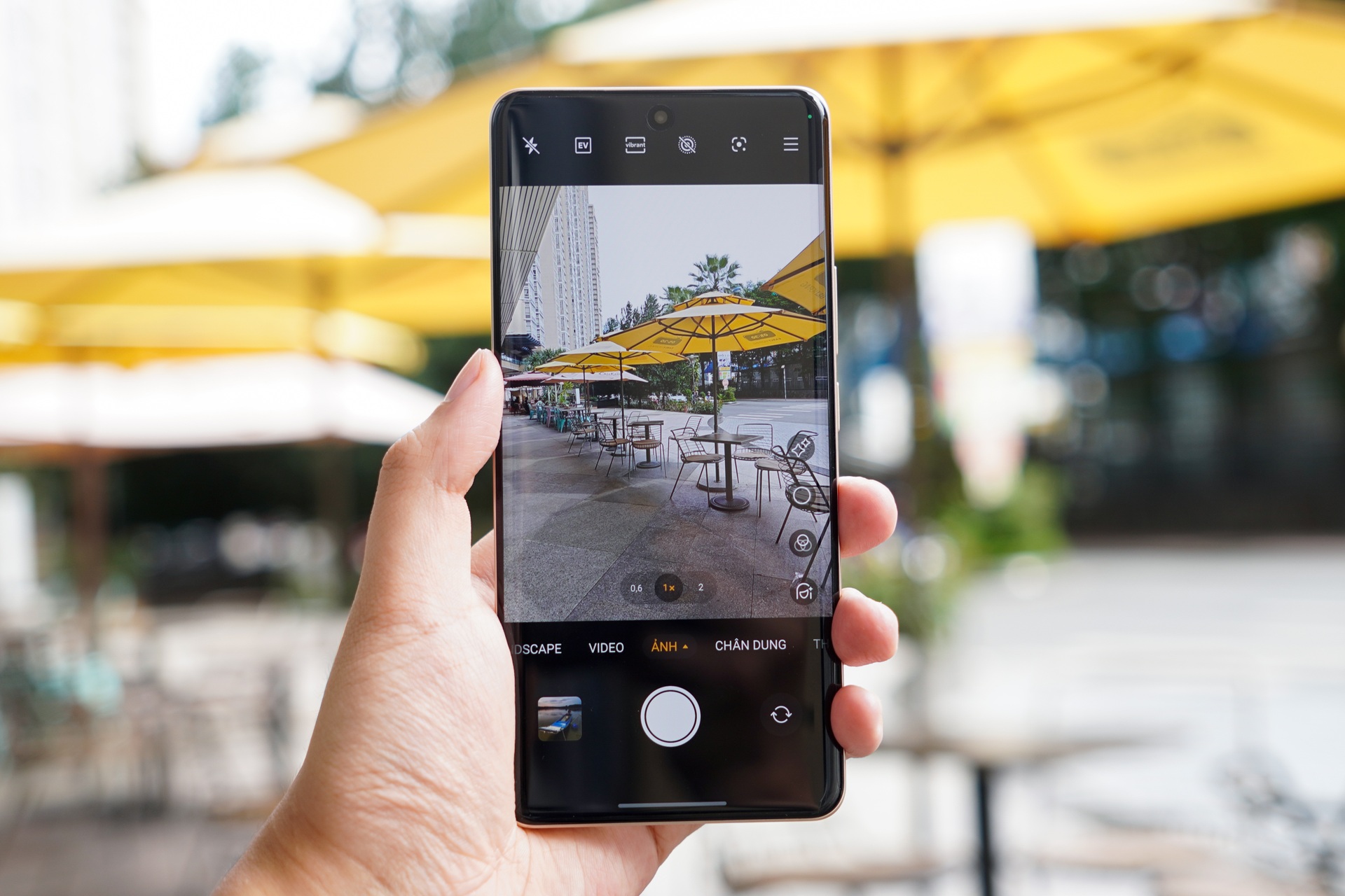 realme 15 Pro: Hiệu suất tốt, AI đa dạng nhưng thiết kế cần cải thiện - 13