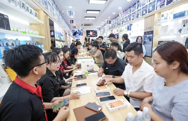Cần bao nhiêu ngày làm việc để mua iPhone 17 Pro? - Ảnh 1.