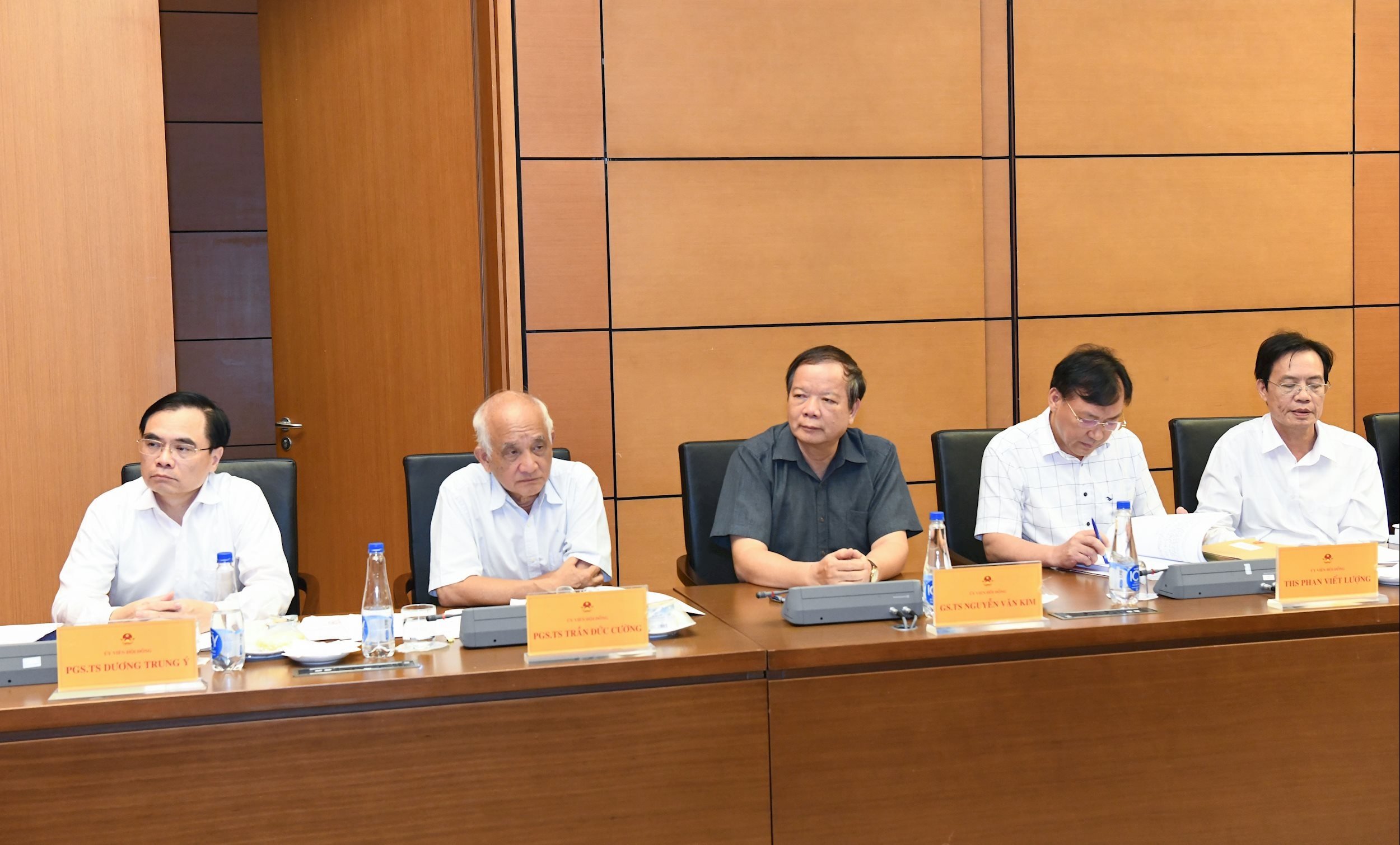 Sách lịch sử Quốc hội VN.6