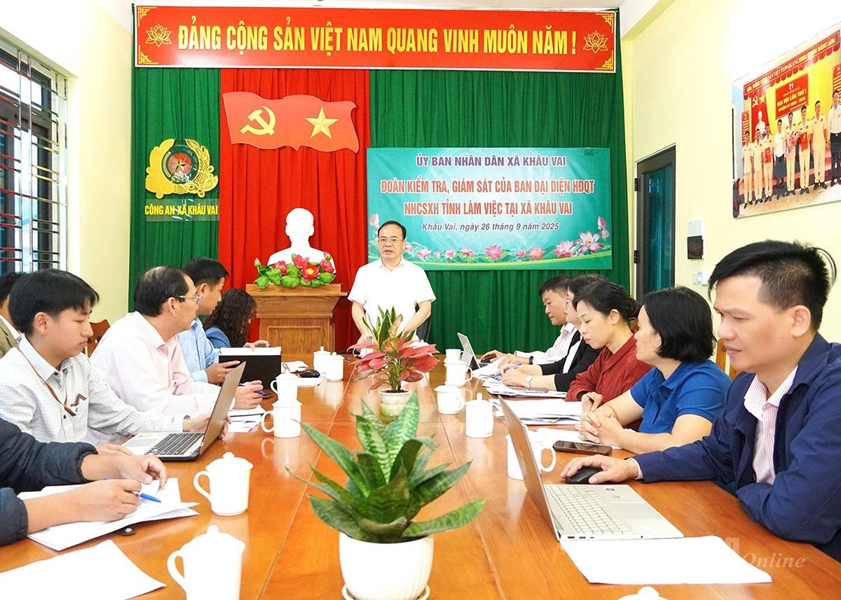 លោក To Hoang Linh អនុប្រធាននាយកដ្ឋានកិច្ចការផ្ទៃក្នុងខេត្ត Tuyen Quang ថ្លែងសុន្ទរកថាបញ្ចប់កិច្ចប្រជុំ។
