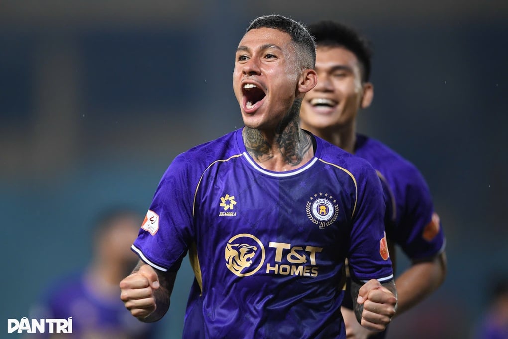 Ngoại binh toả sáng, Hà Nội FC ngược dòng đánh CLB Thanh Hoá - 4