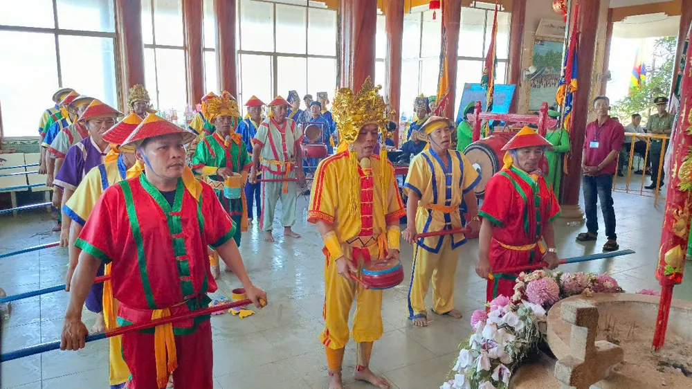 ពិធីបុណ្យ Dinh Co Long Hai ឆ្នាំ 2025។ រូបថត៖ HUYEN TRANG