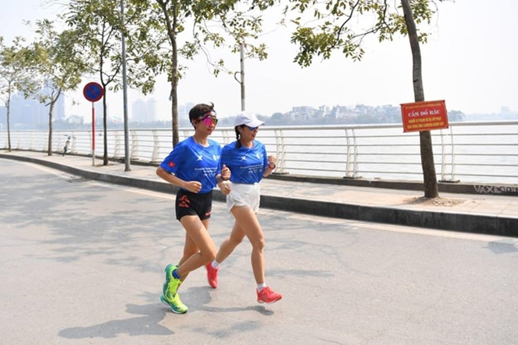 Khám phá cung đường marathon đẹp nhất Hà Nội - 1