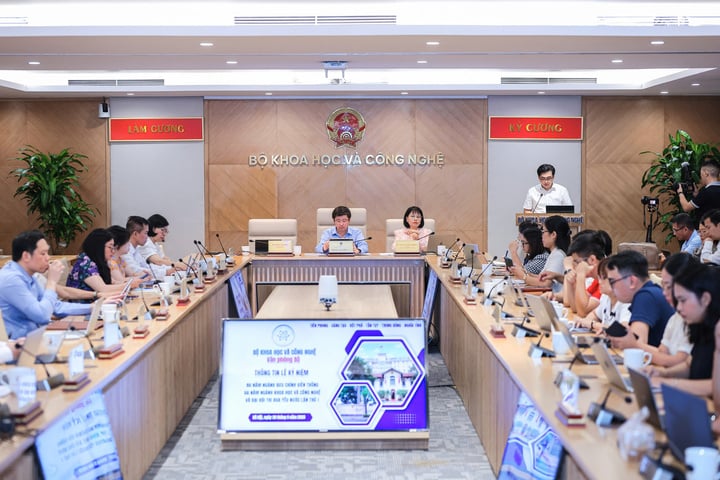 Toàn cảnh buổi họp báo thường kỳ tháng 9 của Bộ KH&CN. (Ảnh: Bộ KH&CN)