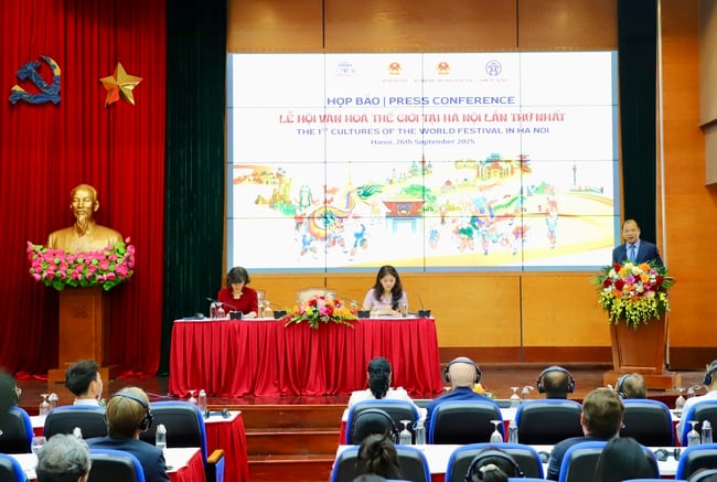 Gần 50 đại sứ quán, tổ chức quốc tế đăng ký tham dự &quot;Lễ hội Văn hóa Thế giới tại Hà Nội&quot; - Ảnh 1.