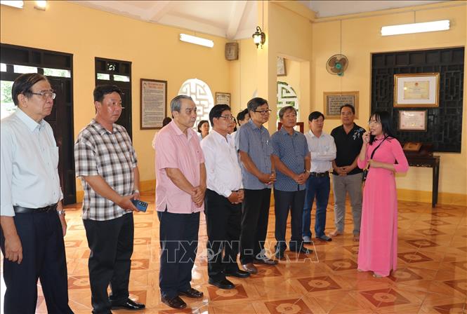 ចំណងជើងរូបថត