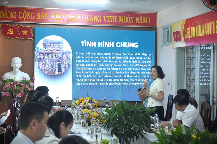 កូនប្រុសរបស់ខ្ញុំត្រូវការការជំរុញដើម្បីក្លាយជា 