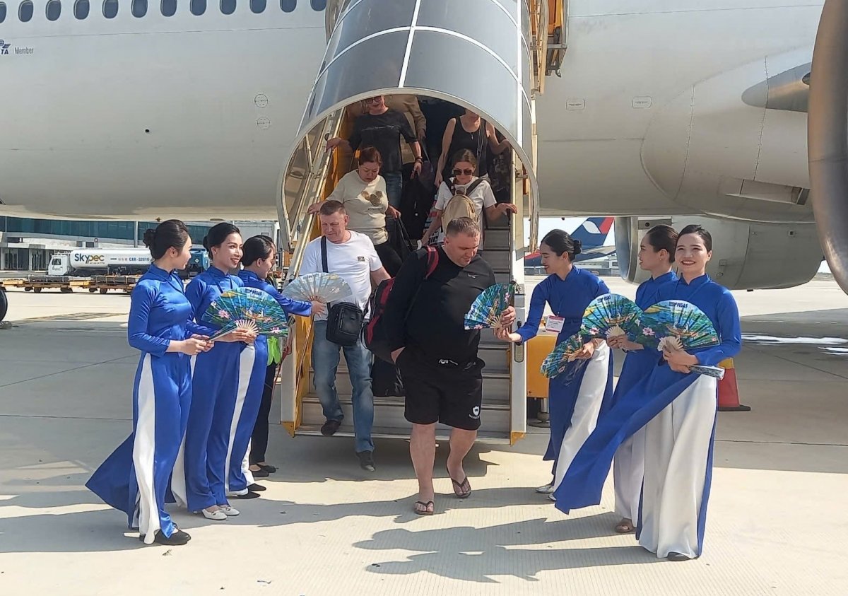 Tăng gần 3 lần, khách Nga đưa du lịch Khánh Hòa bứt phá - Ảnh 2.
