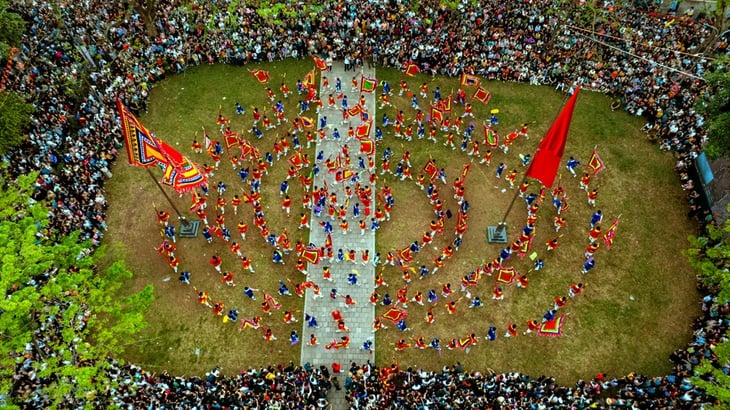 Chụp Hà Nội 'đèm đẹp' thì dễ, tìm những góc khác đi thì khó - Ảnh 3.