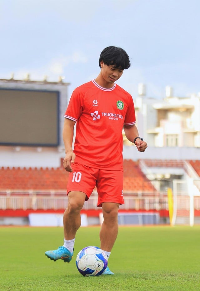 Lịch thi đấu hạng nhất: Công Phượng giúp Trường Tươi Đồng Nai thắng trận đầu tay? - Ảnh 2.