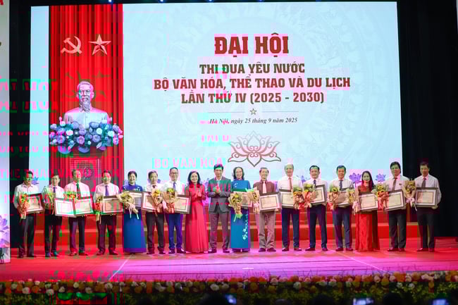 Vinh danh các tập thể cá nhân tiêu biểu tại Đại hội thi đua yêu nước Bộ VHTTDL lần thứ IV, năm 2025 - Ảnh 7.
