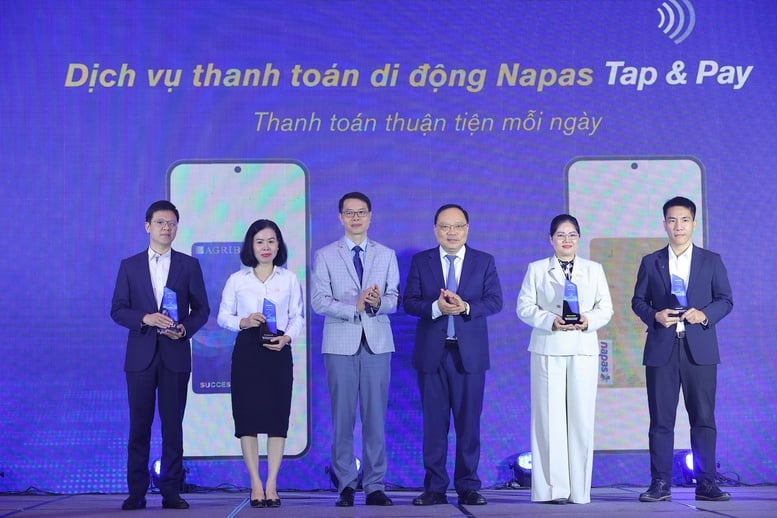 Ngày Thẻ Việt Nam 2025: Một 'chạm' mở ra 'vạn niềm tin số'- Ảnh 5.