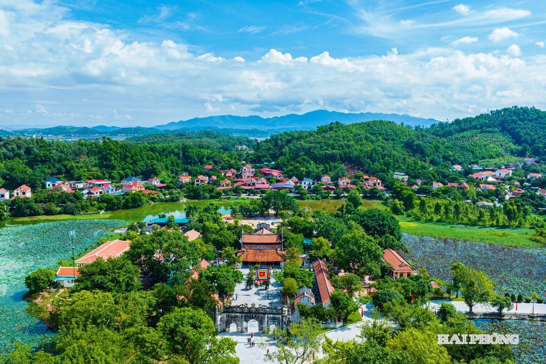 tourism-advantages.jpg