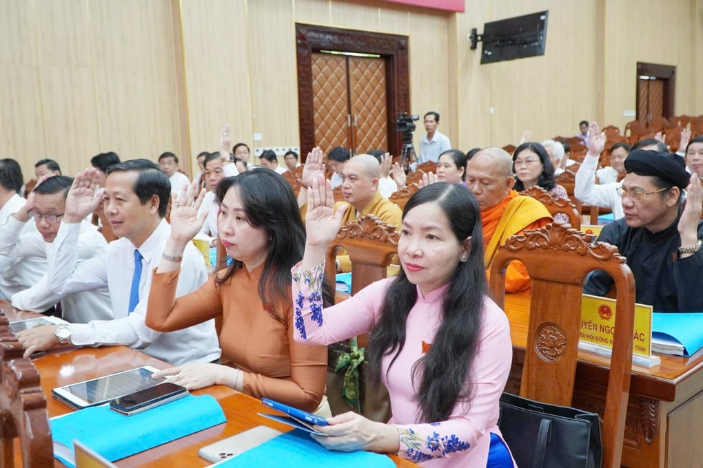 Miễn nhiệm chức Phó Chủ tịch UBND tỉnh An Giang với ông Giang Thanh Khoa - 2