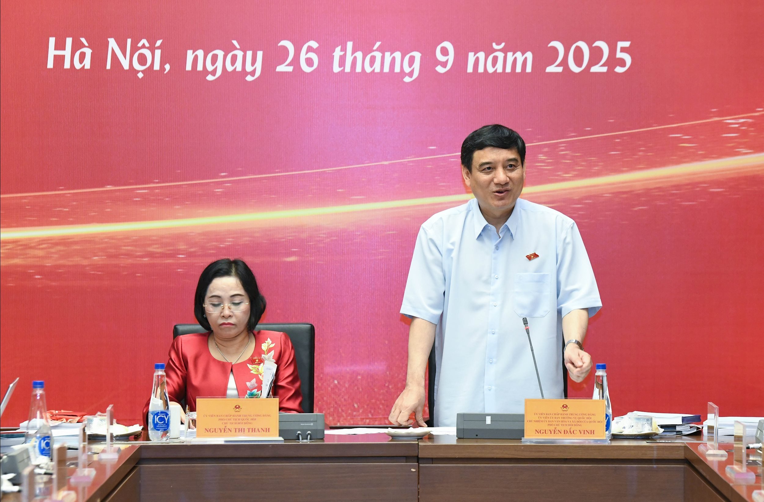 Sách lịch sử QH Việt Nam5