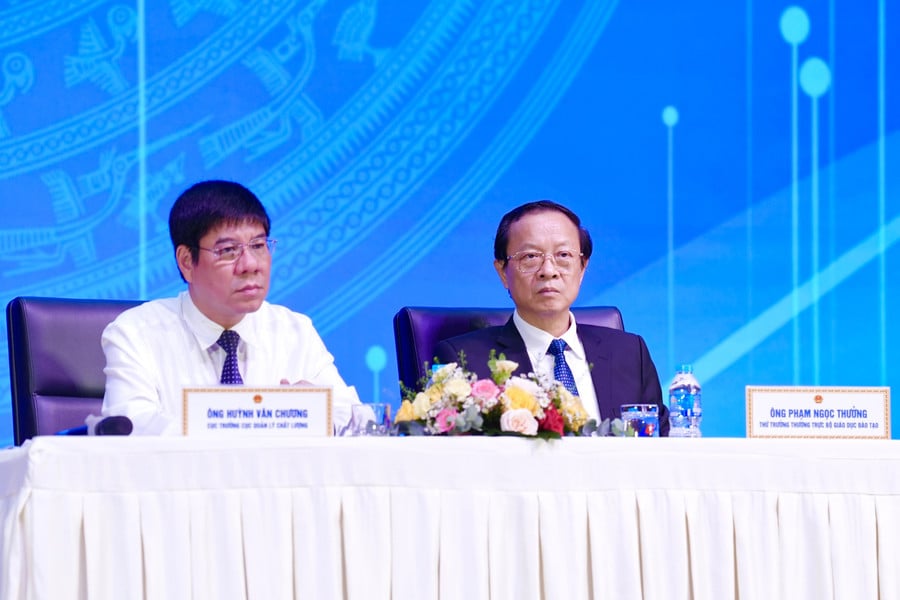 phien-thao-luan.jpg
