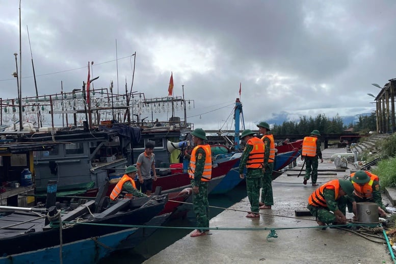 Quảng Trị, Quảng Ngãi cấm biển từ 17h chiều nay (27/9)- Ảnh 1.