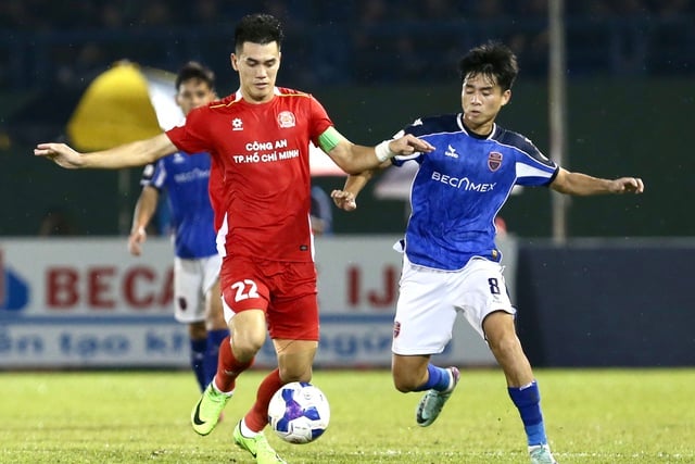 Chân sút nội 'im ắng' ở V-League: Xuân Son mới ở đâu, thầy Kim đang tìm- Ảnh 2.