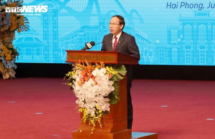 លោក Le Tien Chau លេខាគណៈកម្មាធិការបក្សទីក្រុង Hai Phong