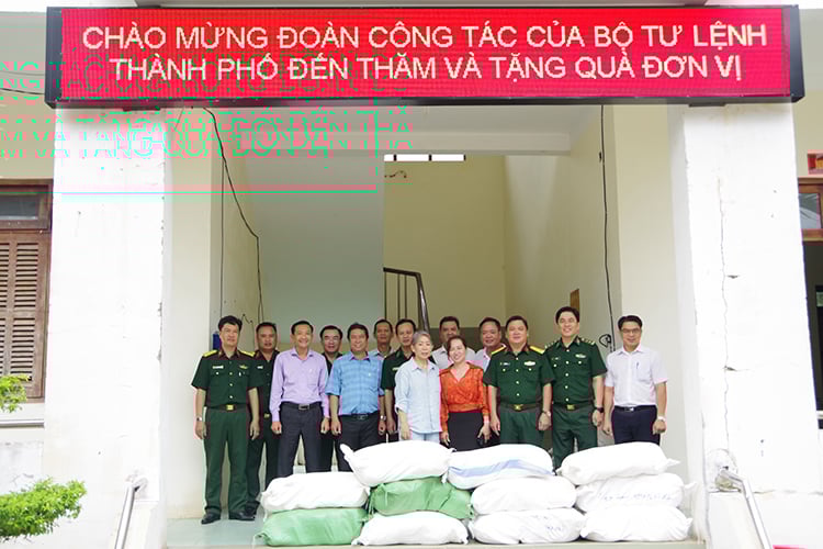 Photo caption