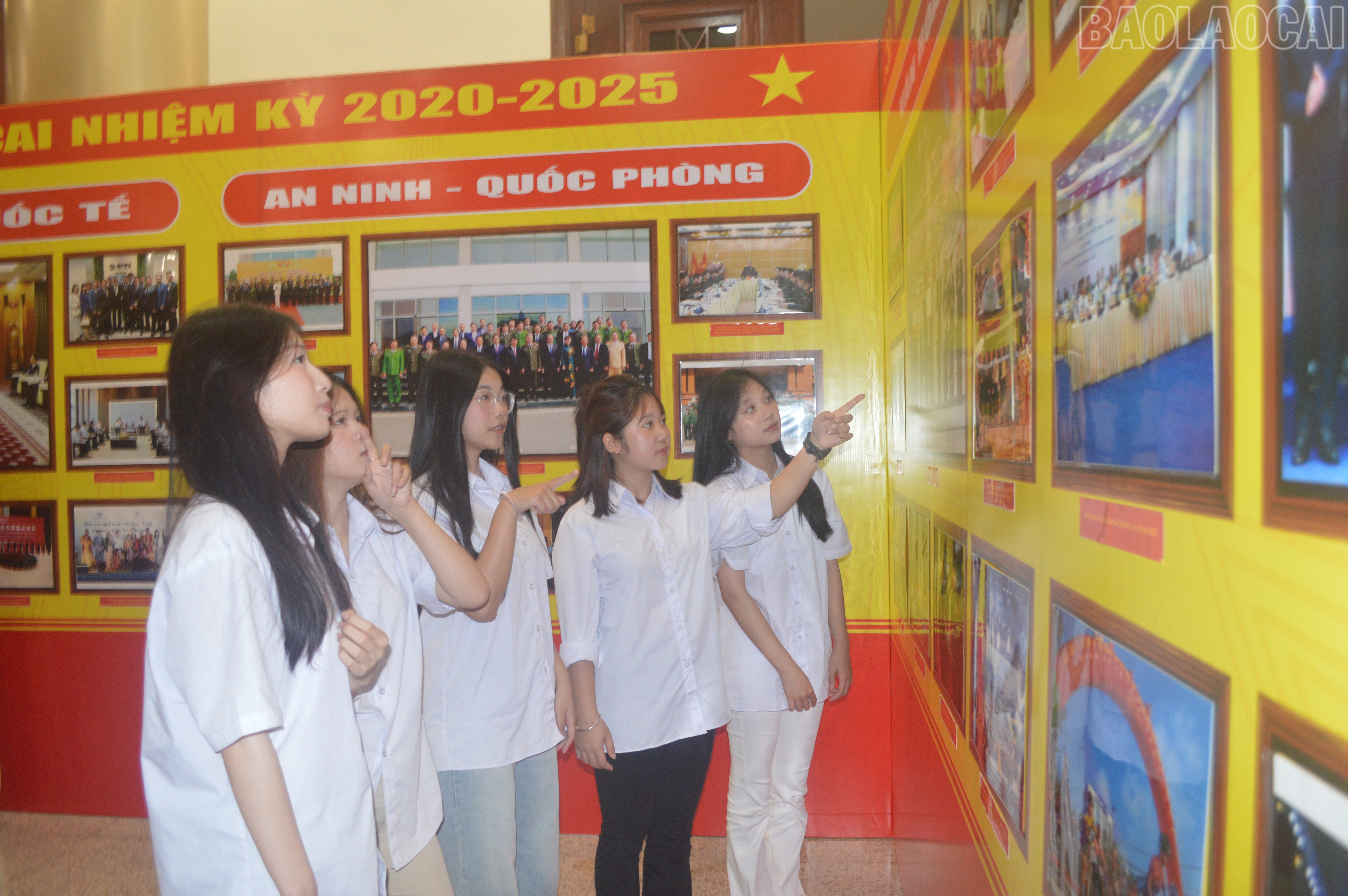 baolaocai-tr_dong-dao-hoc-sin-htham-quan-27092025.jpg