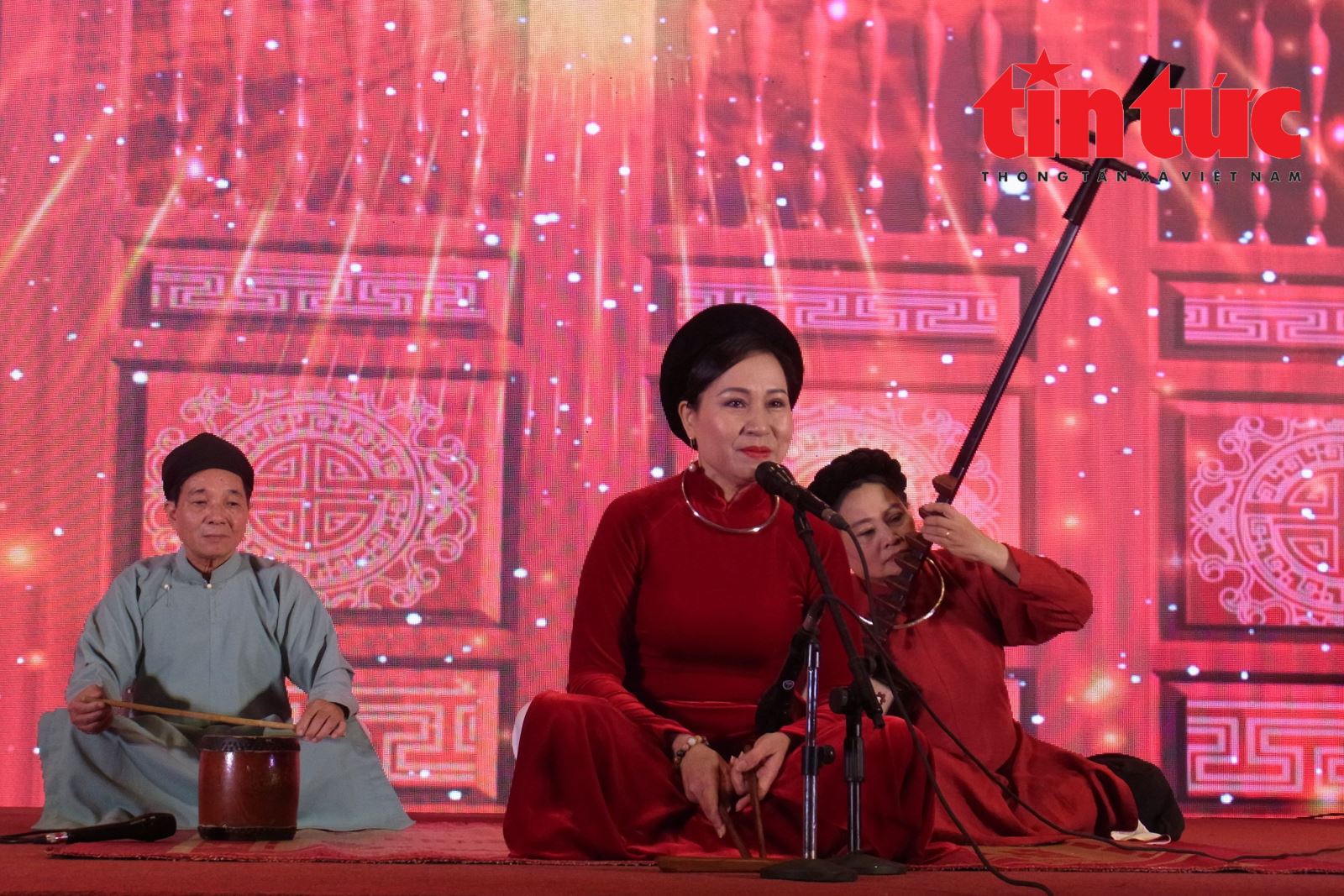 ចំណងជើងរូបថត