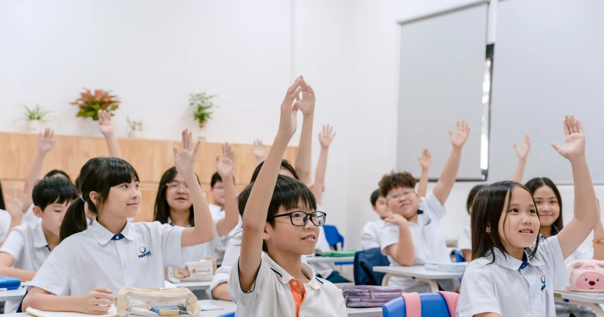 Nóng trong tuần: Tổng kết thi tốt nghiệp THPT; chính sách mới cho nhà giáo