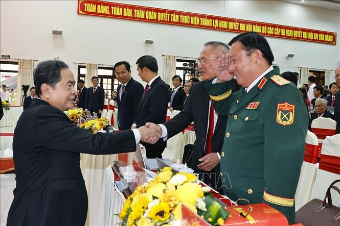 ចំណងជើងរូបថត
