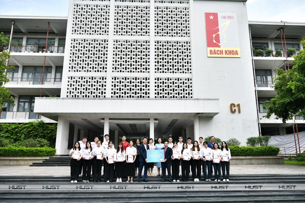 Sáp nhập đại học: Sẽ giải tán tất cả các trường yếu kém? - 6