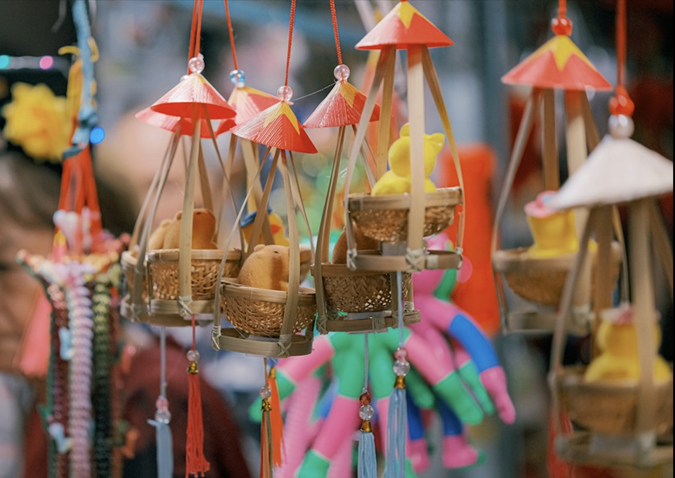 Phố lồng đèn tại TPHCM tấp nập trước dịp Trung Thu