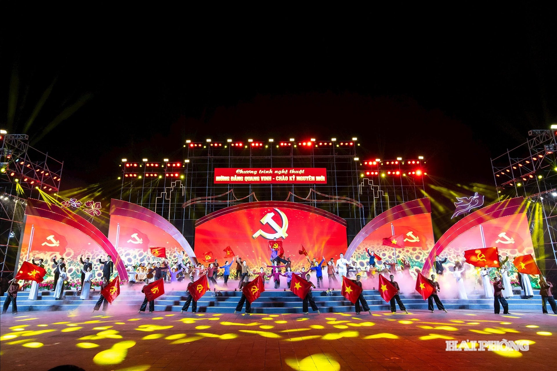 chuong-trinh-nghe-thuat-5.jpg