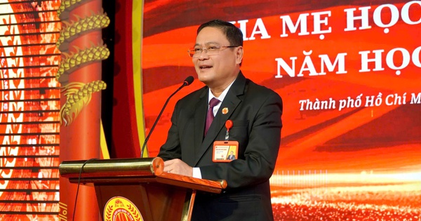 Chia sẻ bất ngờ ở buổi họp phụ huynh: Thầy cô không phải là nơi bắt đầu của sự phán xét