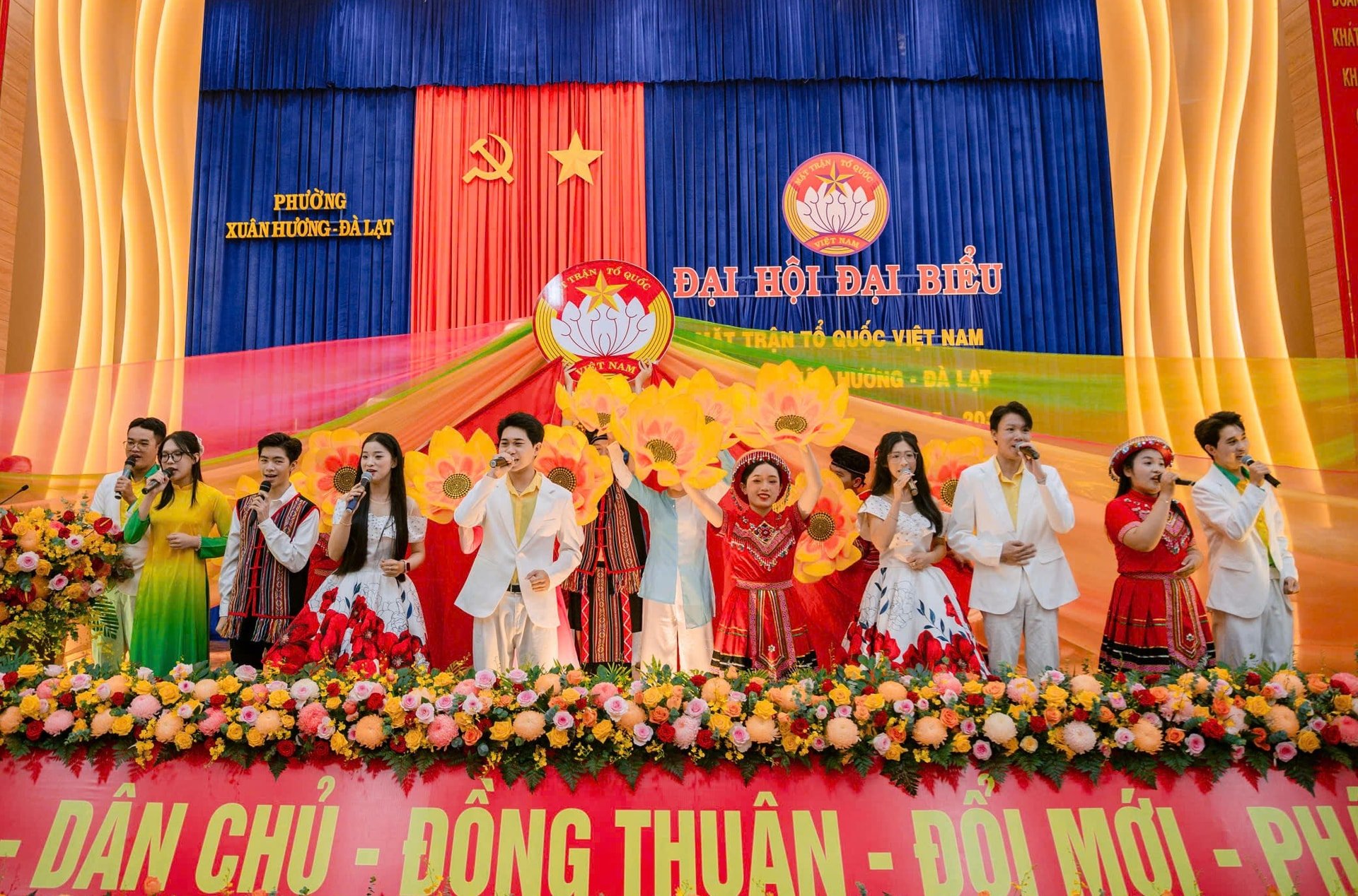 ការសម្តែងវប្បធម៌ដើម្បីស្វាគមន៍សភា
