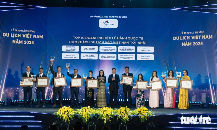 Phó thủ tướng Mai Văn Chính: Du lịch là nghệ thuật của sự kết nối - Ảnh 1.