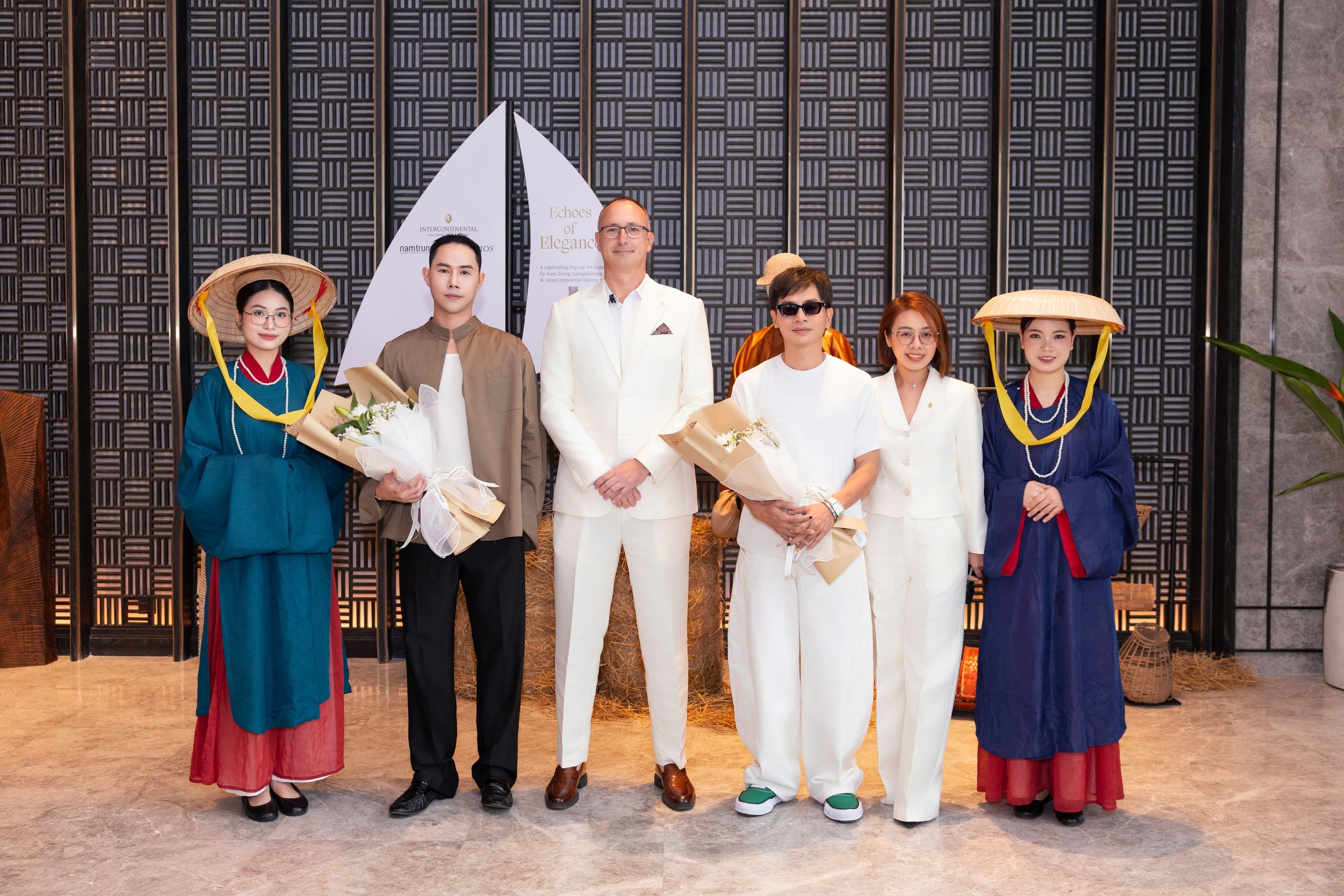 Triển lãm nghệ thuật sắp đặt tại siêu phẩm nghỉ dưỡng 5 sao đầu tiên của Hạ Long- Ảnh 1.